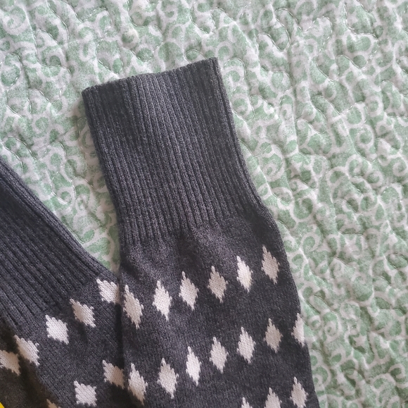 Merona Sweater - Picture 16 of 16